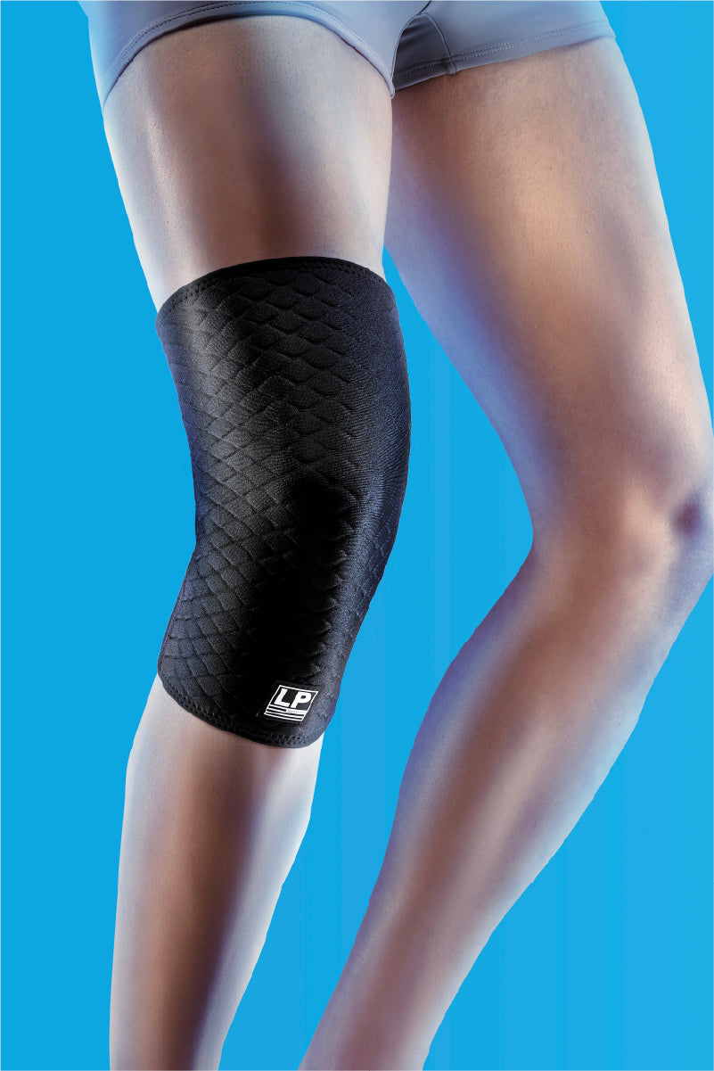 COOLPRENE X 706CA Knee Sleeve
